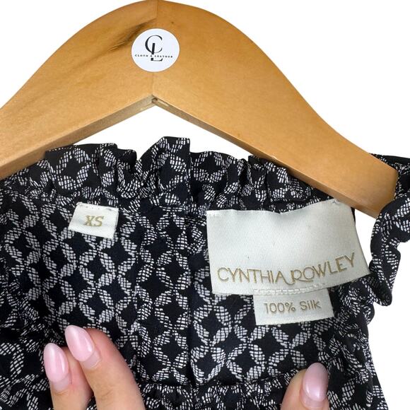 Cynthia Rowley 100% Silk Black & White Geometric Print Halter Sleeveless Blouse - Picture 9 of 10